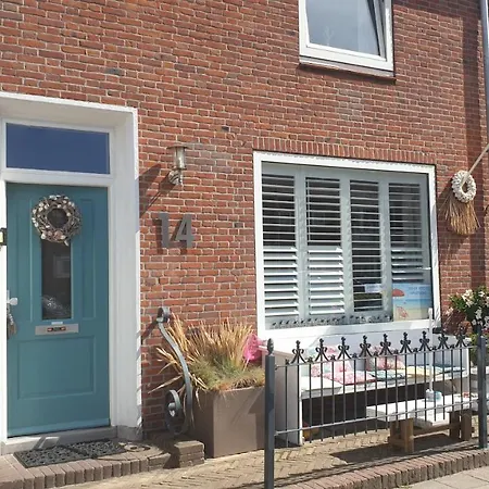 Beachhouse Engelbert Apartment