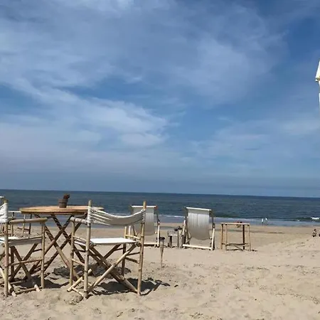 Beachhouse Engelbert ザントフォールト