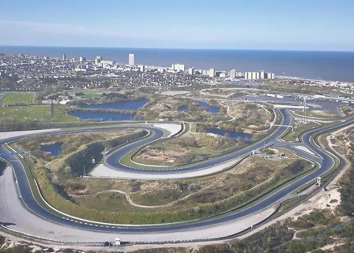 Beachhouse Engelbert 公寓 *